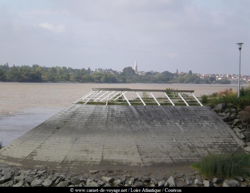 http://www.carnet-de-voyage.net_bretagne_44_loireatlantique_couron_portfluvial