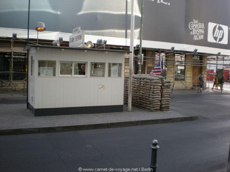 carnetdevoyage_berlin_berlinermauer_murdeberlin_checkpointcharlie