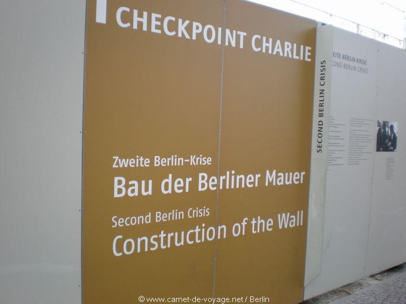 carnetdevoyage_berlin_berlinermauer_murdeberlin_checkpointcharlie