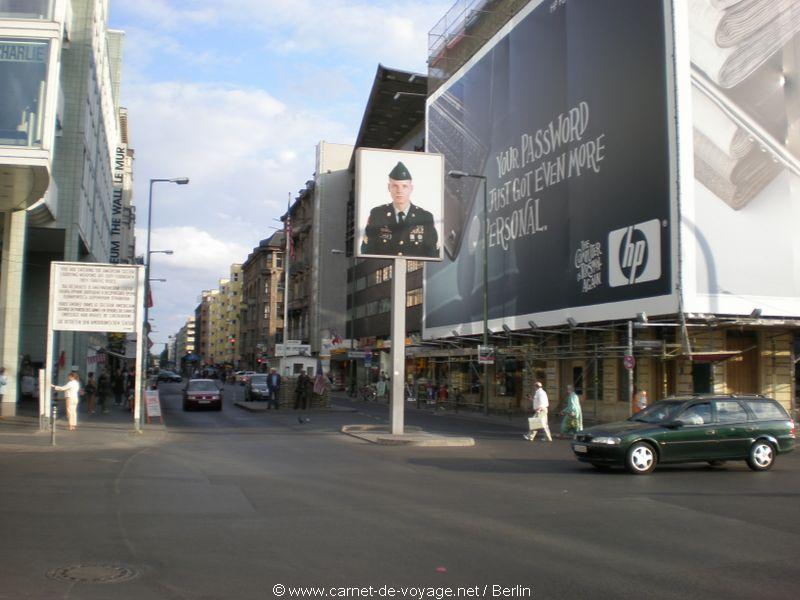 carnetdevoyage_berlin_berlinermauer_murdeberlin_checkpointcharlie