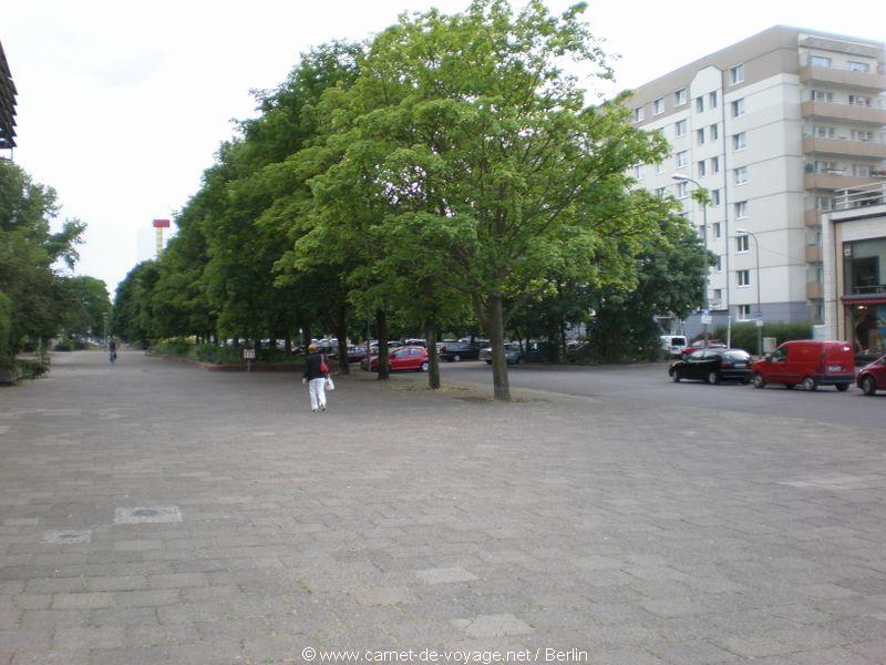 carnetdevoyage_berlin_allemagne_karlmarxallee