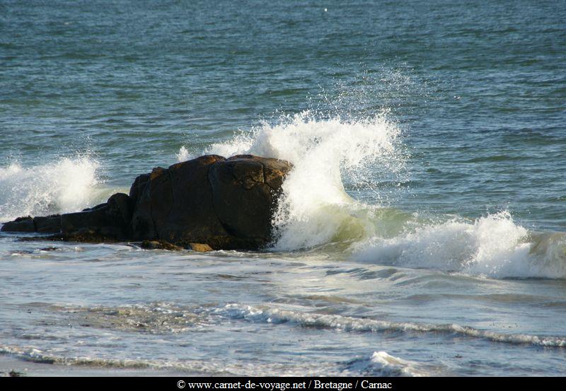 carnet_voyage_vacances_morbihan_bretagne_golfedumorbihan_carnacplage_plage_rocher