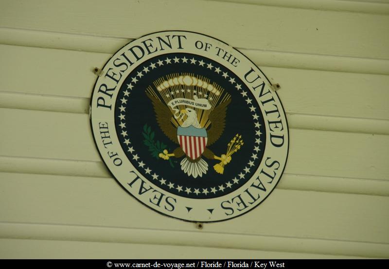 floride_florida_keywest_www.carnet-de-voyage.net_trumanlitthewhitehouse_truman_whitehouse