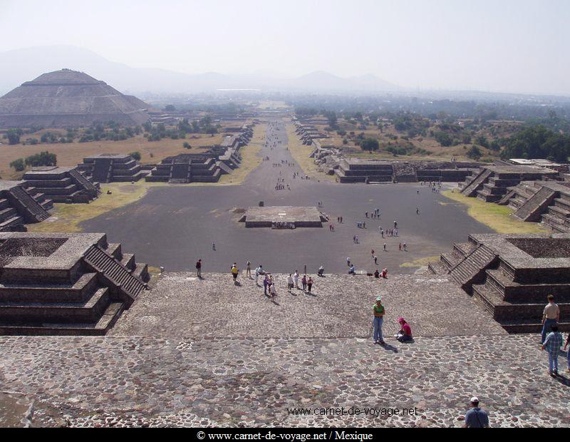 carnetdevoyage_mexique_mexico_teotihuacan_calzadadelosmuertos_alléedesmorts