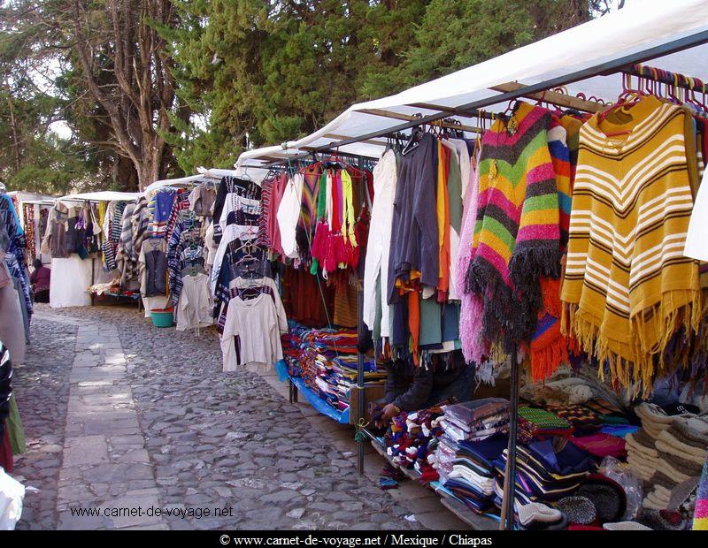 étals du marché san cristobal de las casas chiapas mexique