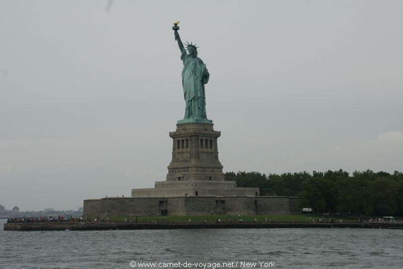 carnetdevoyage_usa_etatsunis_nyx_newyork_libertyisland_statueofliberty_statuedelalibert