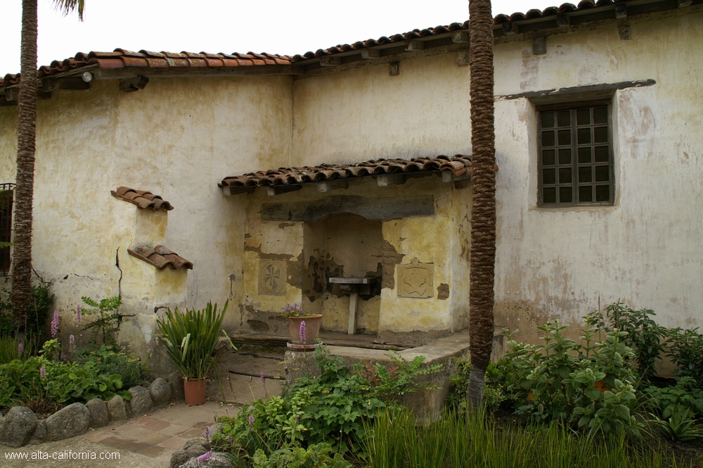 california,carmel mission