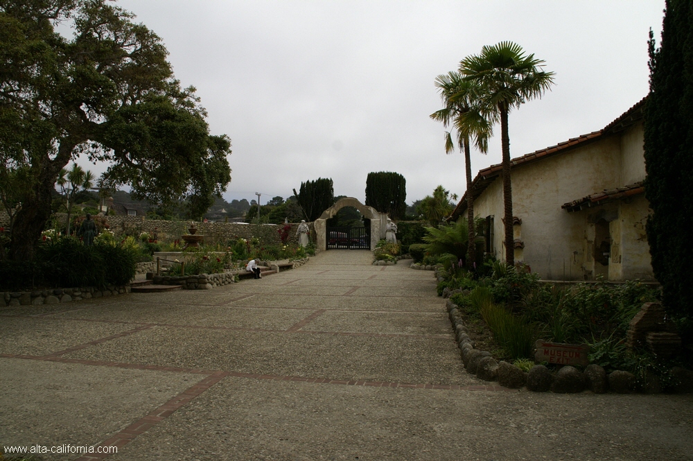 california,carmel mission