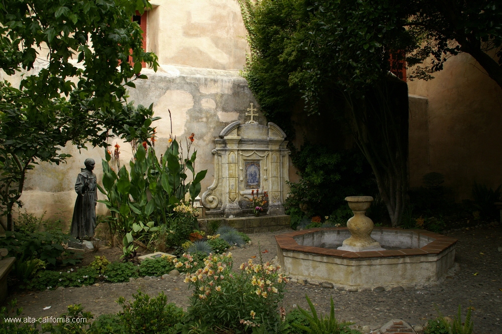 california,carmel mission