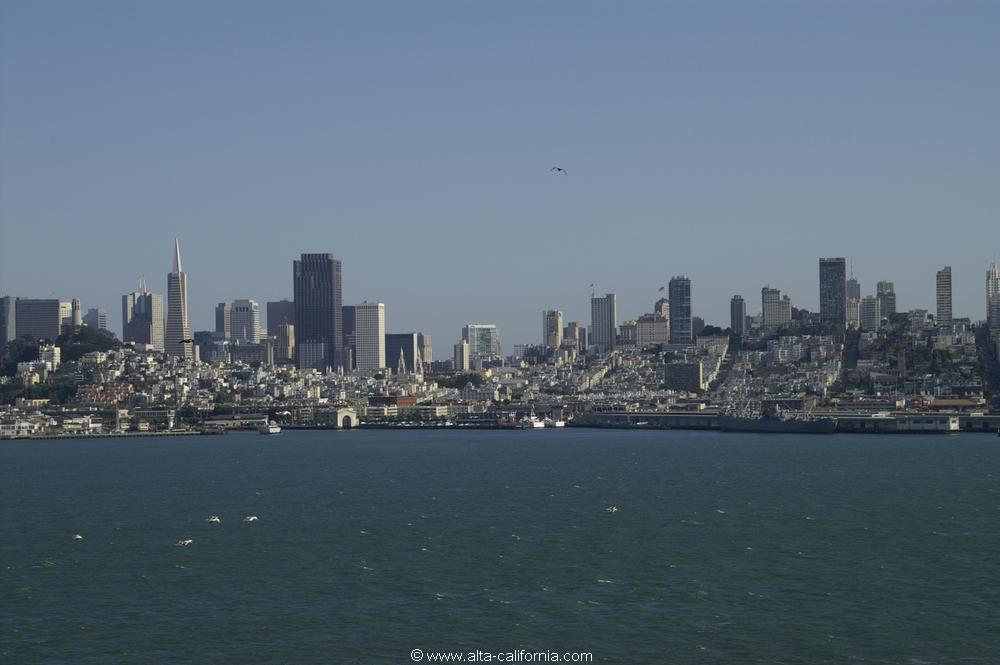 california_californie_sanfrancisco_leportdesanfrancisco_transamericapyramid_towerhill