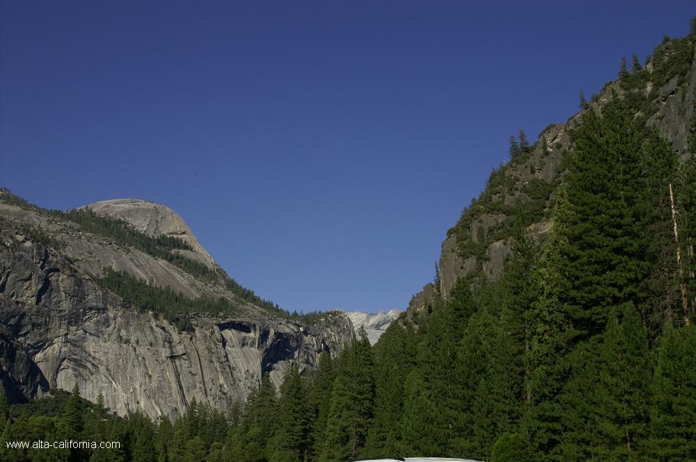 california sierra nevada yosemite national park yosemite valley  north dome 