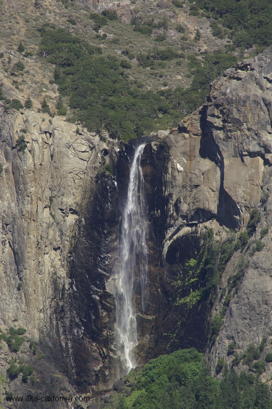 californie_californie_yosemitenationalpark_bridalveil_falls